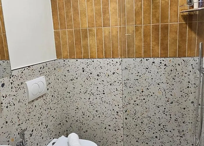 Olive Garden Terracota Tirana