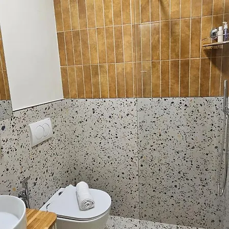 Olive Garden Terracota Tirana